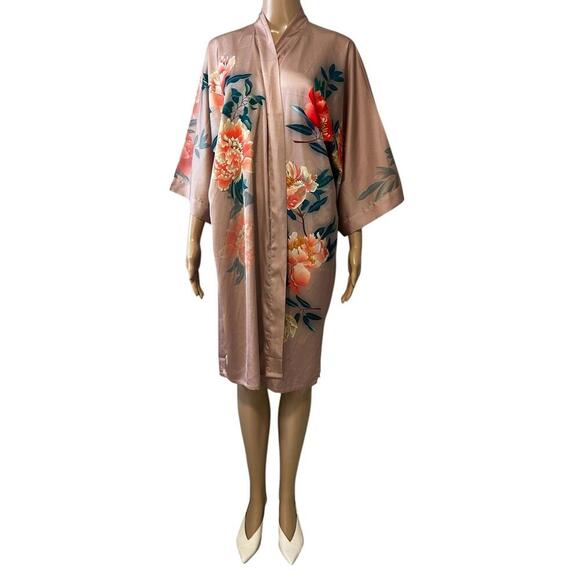 Other - Elegant Floral Satin Kimono Robe